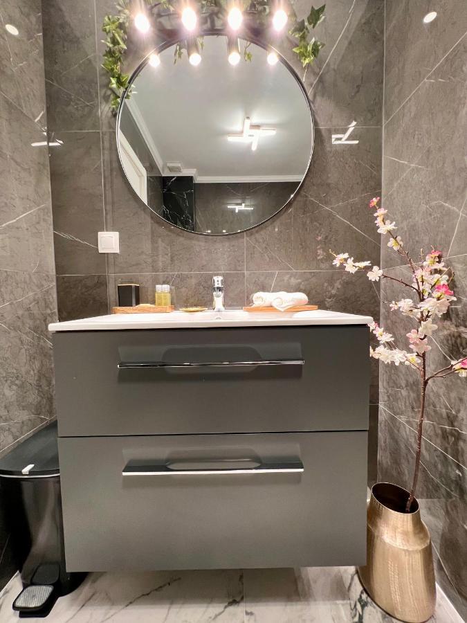 Blue Luxury Studio Mamaia Ngoại thất bức ảnh