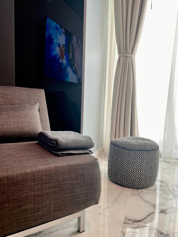 Blue Luxury Studio Mamaia Ngoại thất bức ảnh